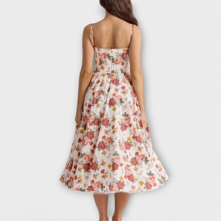 Mélie – Sommerkjole med korsett-detalje