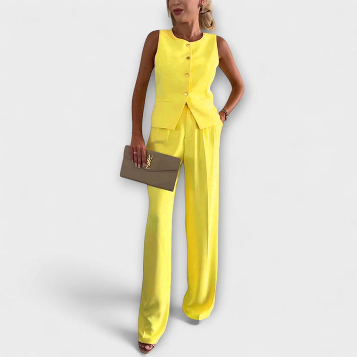 Wilhelmina - Chic Sleeveless Top and Pants Set