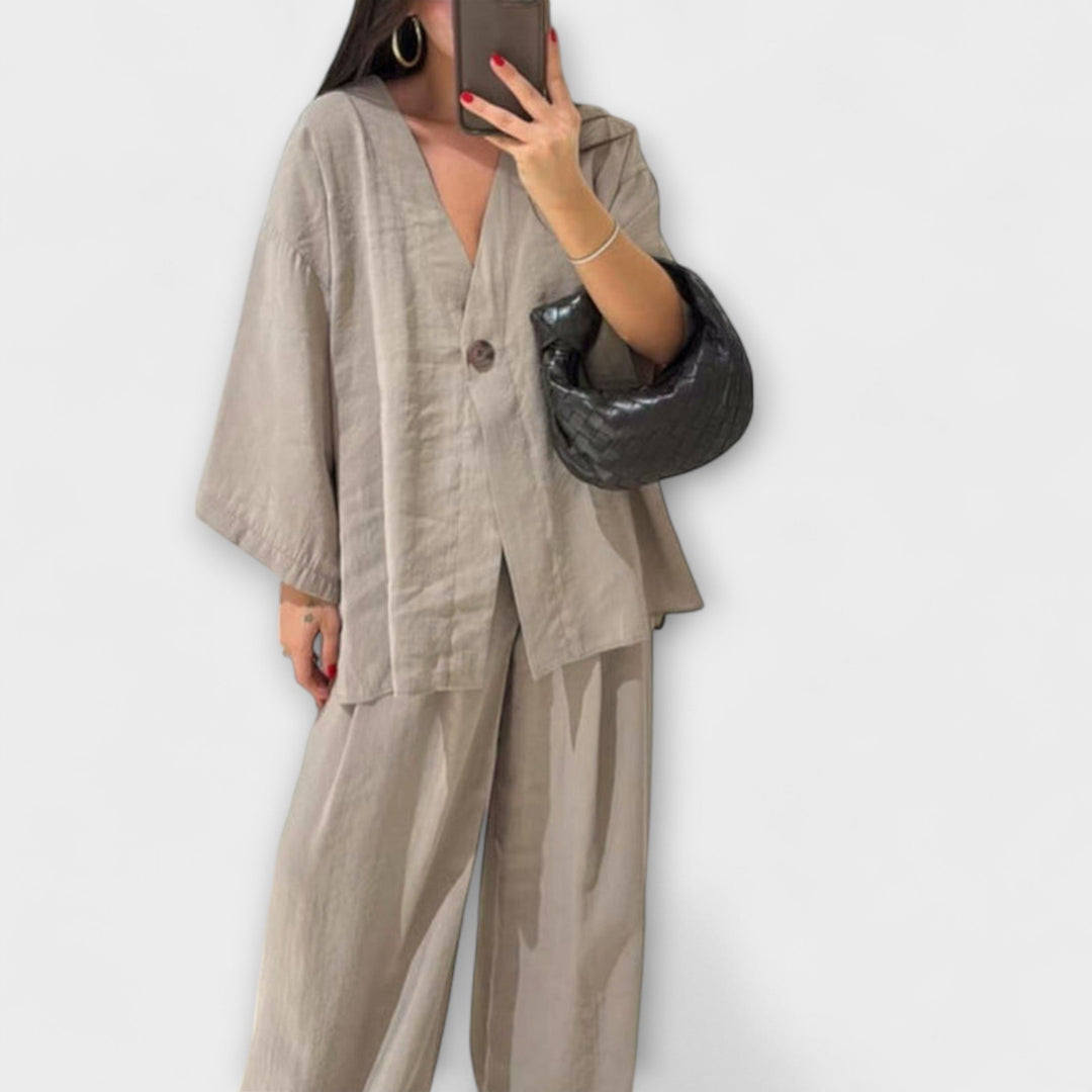 Jacqueline - Elegant V-Neck Top and Pants Set