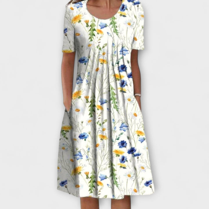 Emelie – Elegant Skiftedress med Mavekontrol