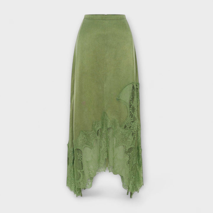 Kaia - Satinbluse med blonder og plisseret udskæring i sæt" 

Rewritten: "Kaia - Satin Top med Blonder og Plisseret Udsnit i Sæt