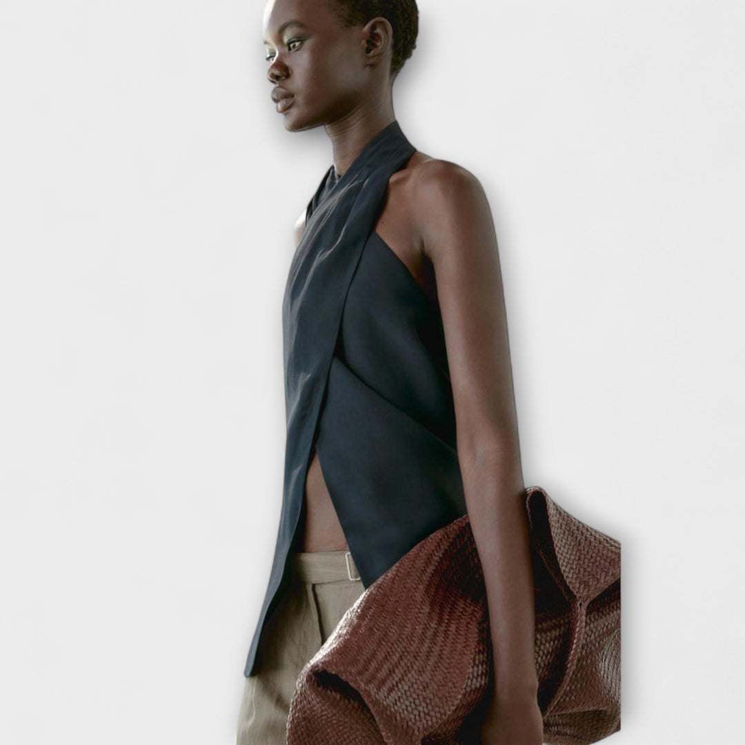 Hannah - Blå Halterneck Top med Rygudskæring