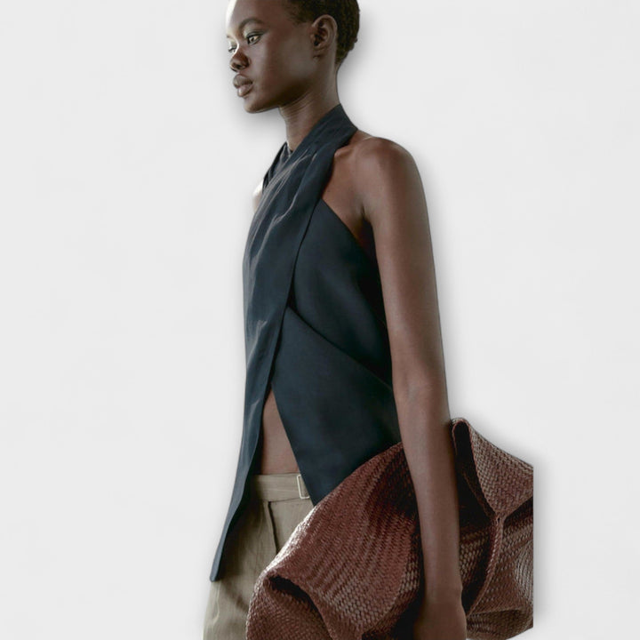 Hannah - Blå Halterneck Top med Rygudskæring