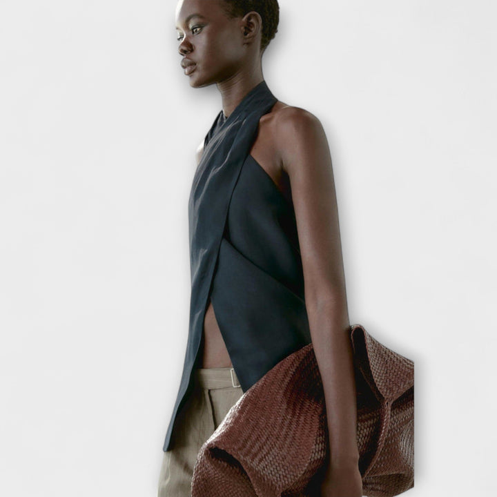 Leah - Blå Halterneck Top med Rygudskæring