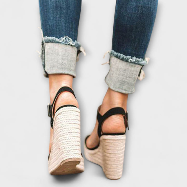 Elizabeth - Elegante damesko med rem