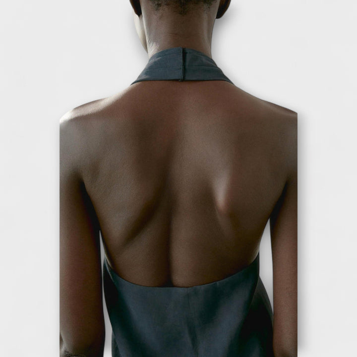 Leah - Blå Halterneck Top med Rygudskæring