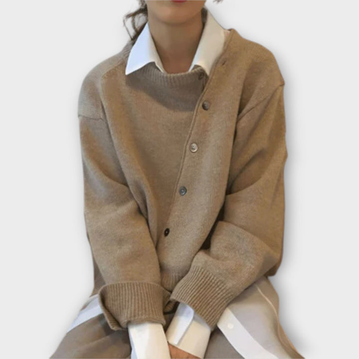 Cathy - Elegant Cardigan