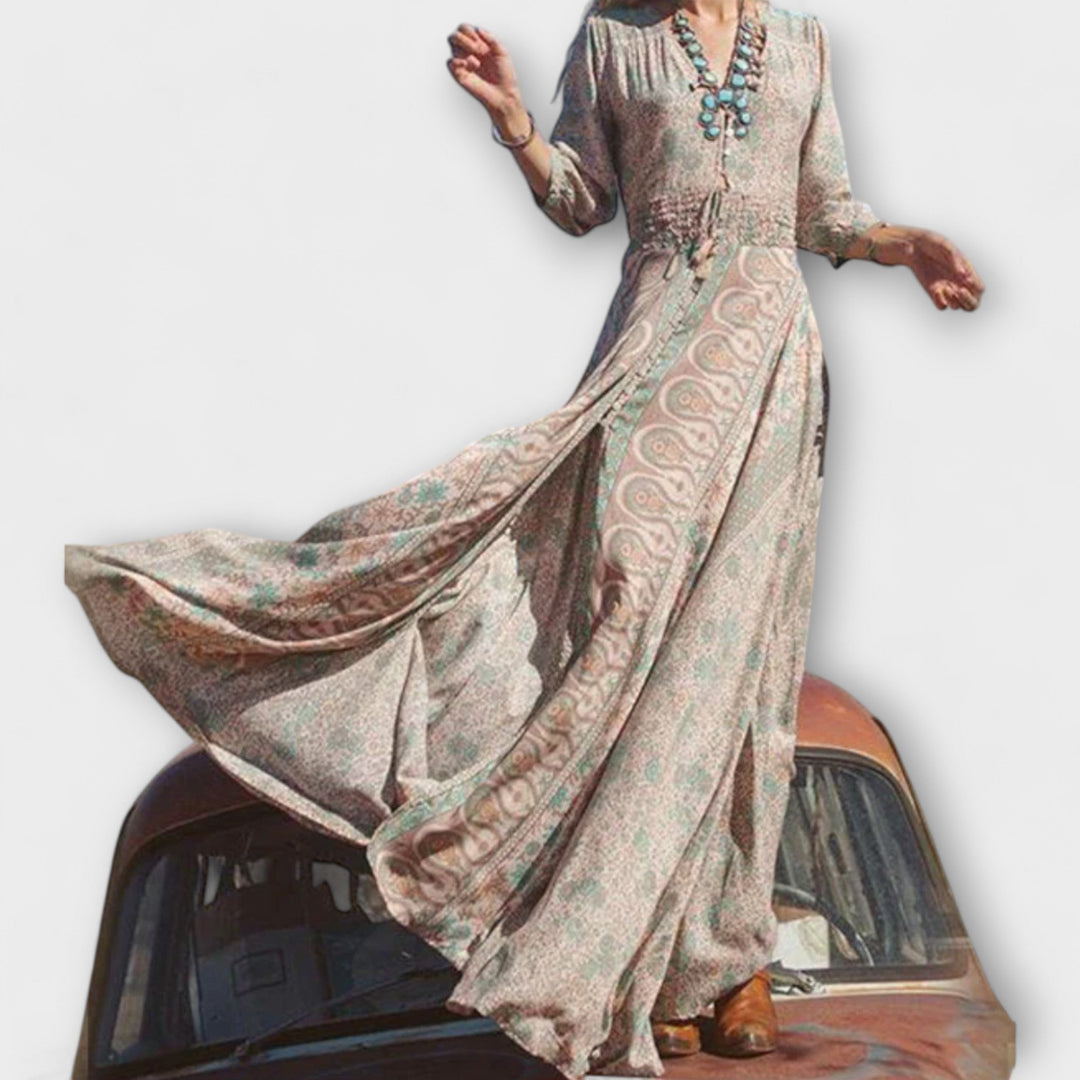 Stilfuld bohemsk maxikjole