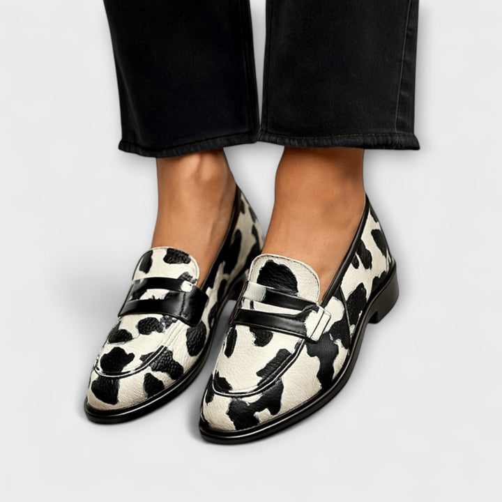 Victoria - Bold Statement Slipper