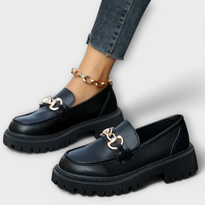 Chic Plateau Loafers for Women with Buckle Detail