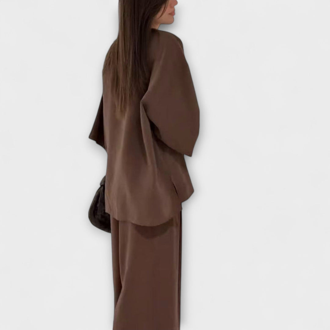 Jacqueline - Elegant V-Neck Top and Pants Set