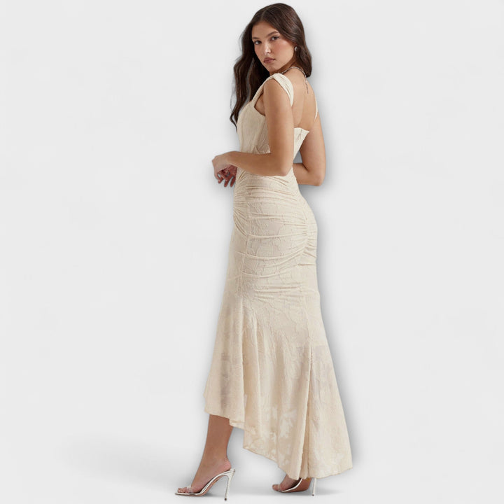 Renske - Elegant Lang Kjole med Raffineret Korsetdesign