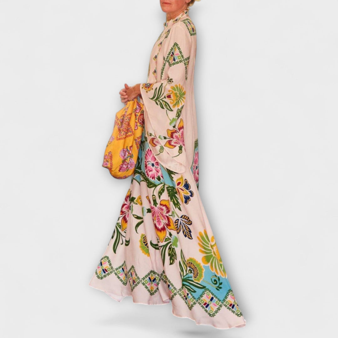 Lisa - Elegant Maxikjole med Blomsterprint og Let, Flydende Design