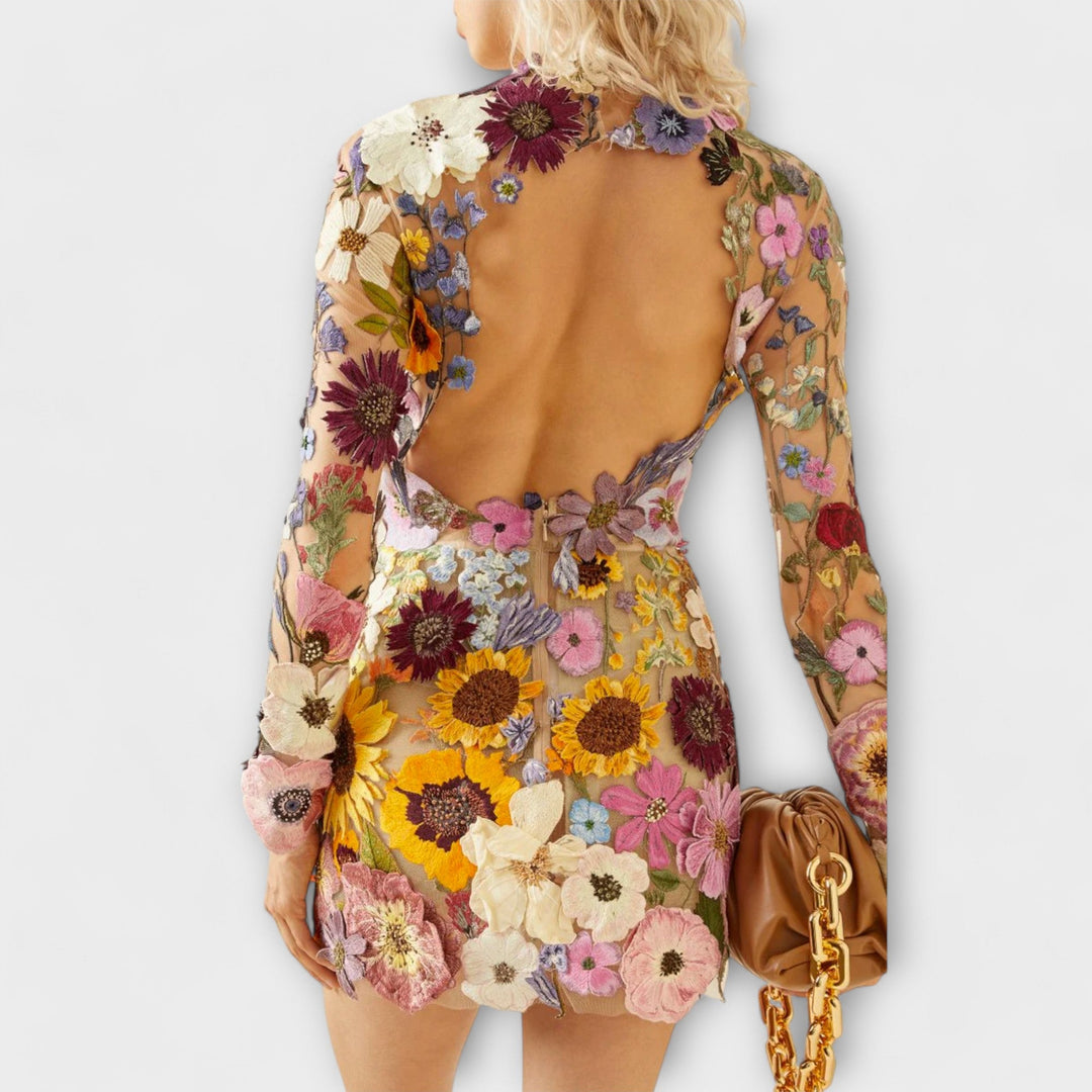 Dolores - Kjole med 3D Blomstermotiv